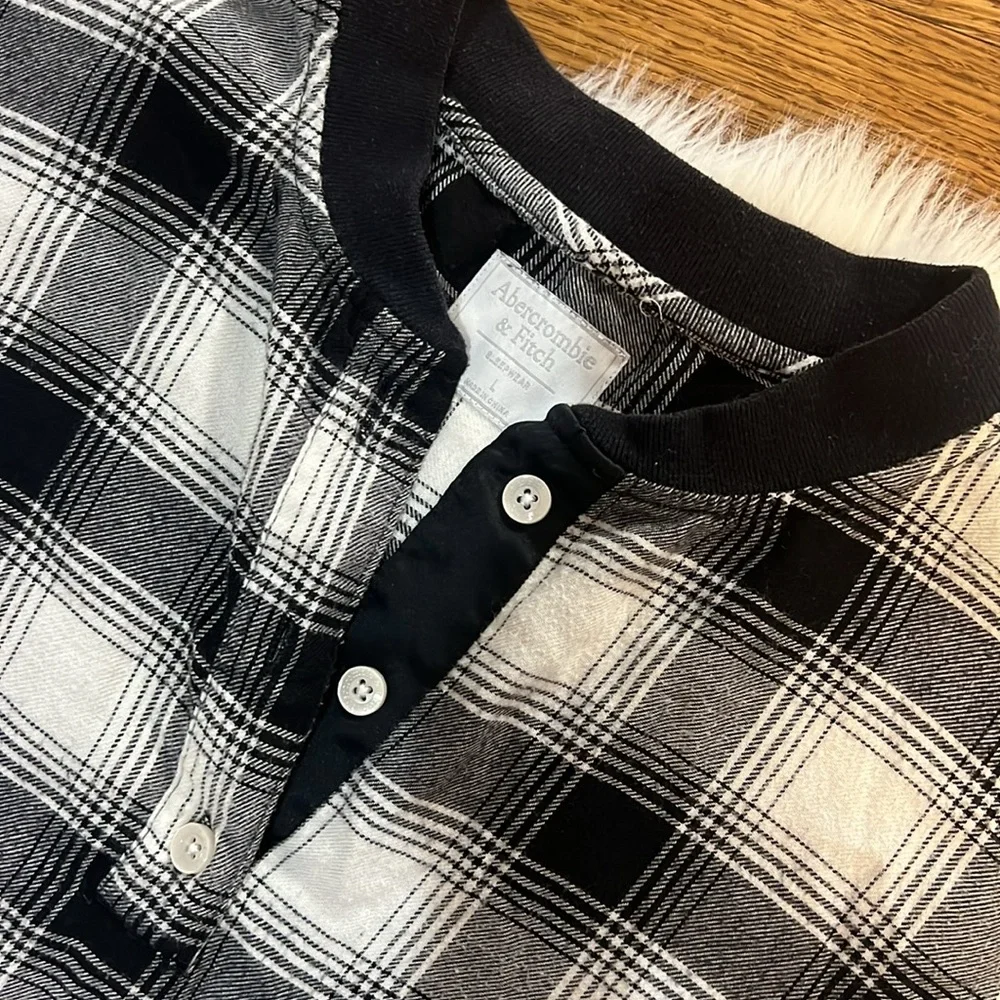 Abercrombie and Fitch Plaid Black and White Pajama set